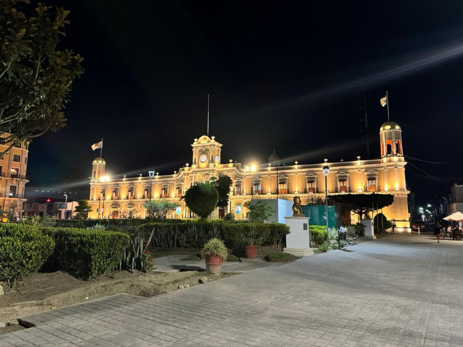 Hotel El Mexicano Tepic Centro Esterno foto